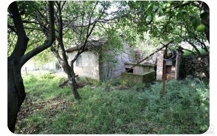 Građevinsko zemljište 1500m2 - Herceg Novi - Kumbor