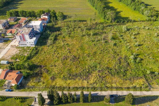 Građevinsko zemljište 3000m2 - Ulcinj - Donji Štoj