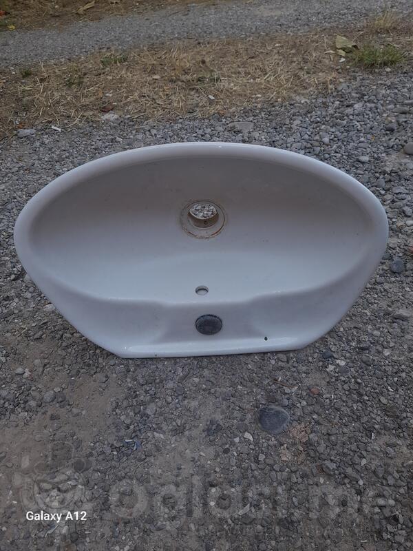 lavabo pikolo