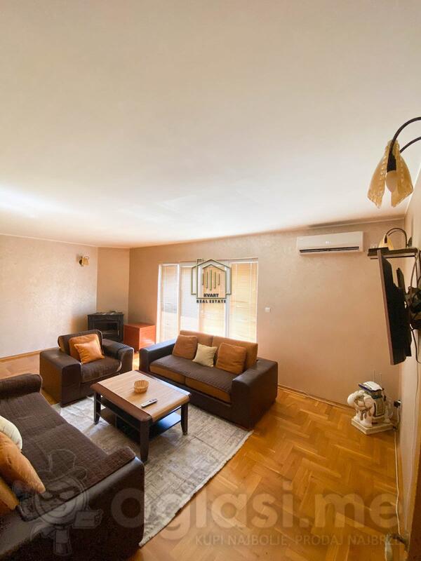 Dvosoban stan 90m2 - Podgorica - Tološi