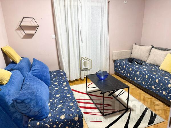 Garsonjera 22m2 - Budva - Rozino