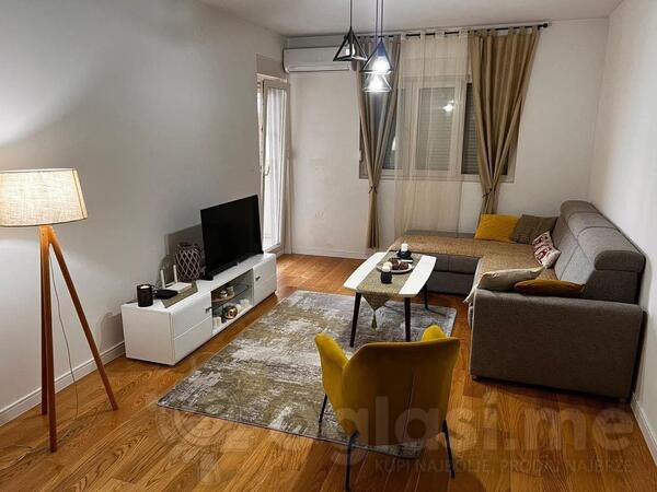 Jednosoban stan 49m2 - Podgorica - Central Point