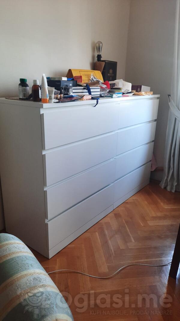 Dvije komode i 4 plakara za razlicite  namjene