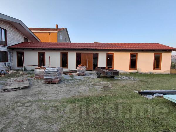 Magacin 150m2 - Podgorica - Ljajkovići