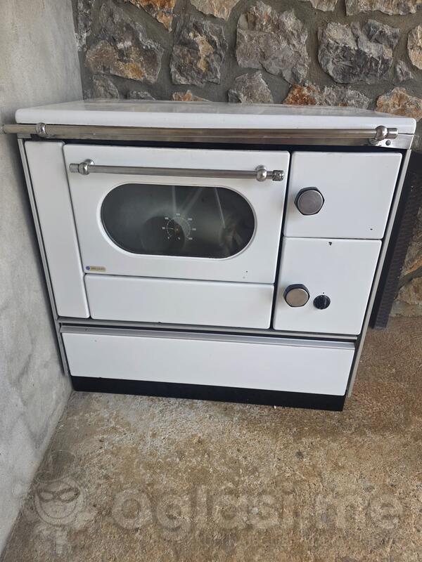 PRODAJEM ALFA PLAM 9 ŠPORET NA DRVA