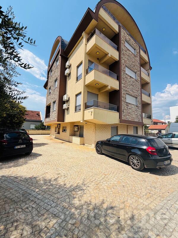 Jednosoban stan 350m2 - Podgorica - City kvart
