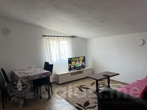 Porodična kuća 120m2 - Bar - Bjeliši