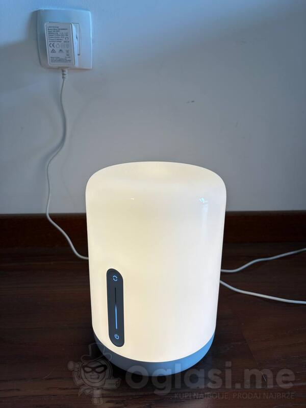 Xiaomi Mi Bedside Lamp 2 – pametna LED lampa