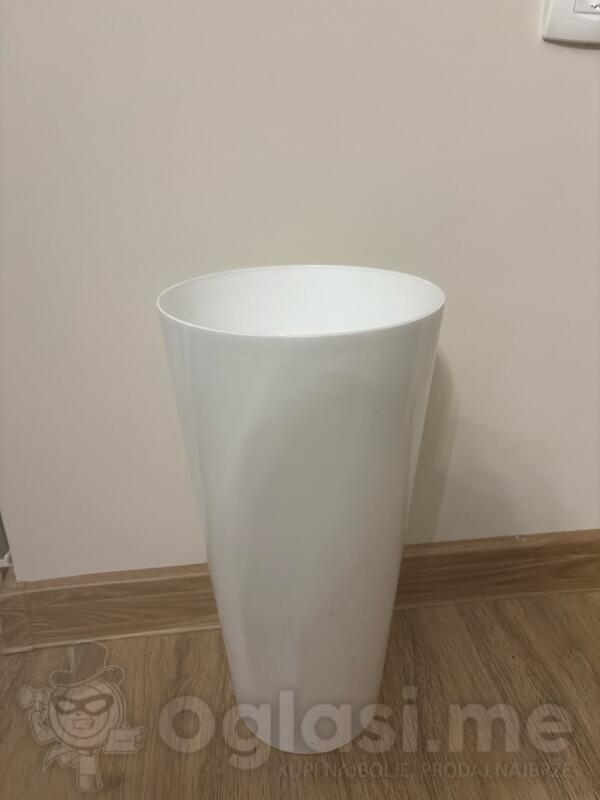  Bijele plastične saksije za cvijeće (6 komada)