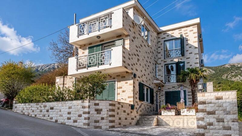 Vila 200m2 - Budva - Bečići