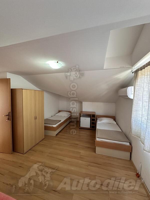 Kreveti samci sa dusekom