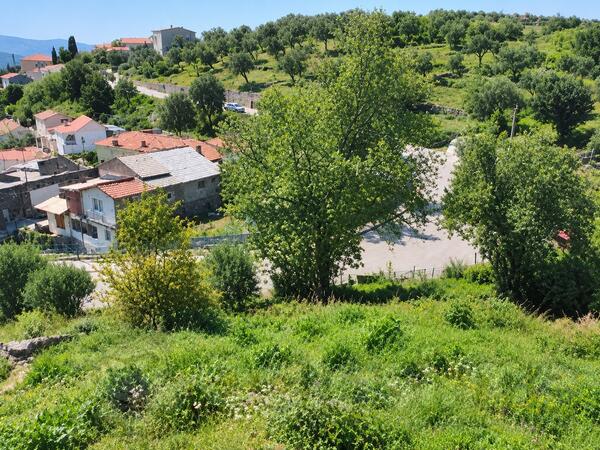 Građevinsko zemljište 1550m2 - Bar - Stari Bar