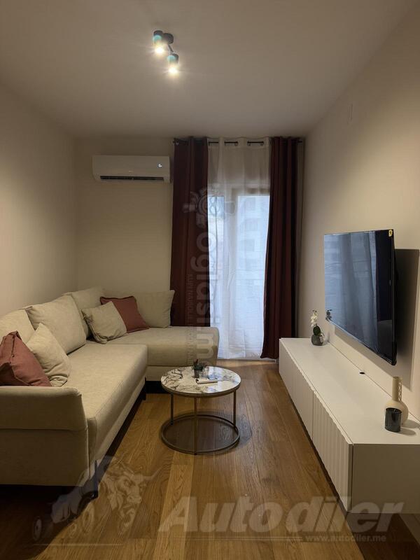 Jednosoban stan 43m2 - Podgorica - Central Point