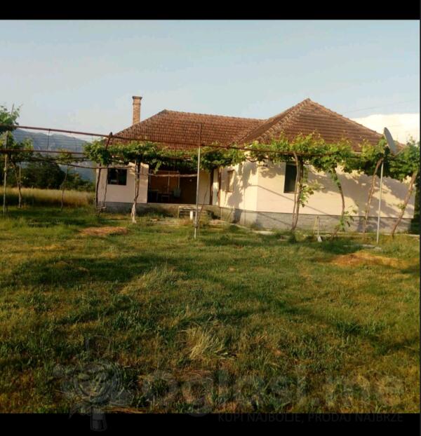 Porodična kuća 145m2 - Danilovgrad - Podglavica