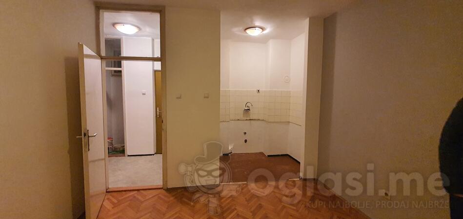 Jednosoban stan 37m2 - Podgorica - Baston