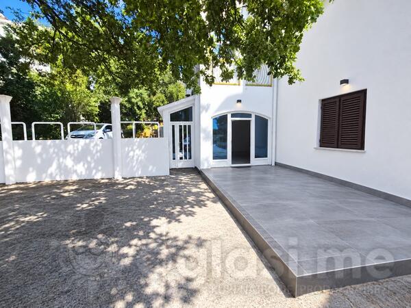 Lokal 45m2 - Herceg Novi - Baošići