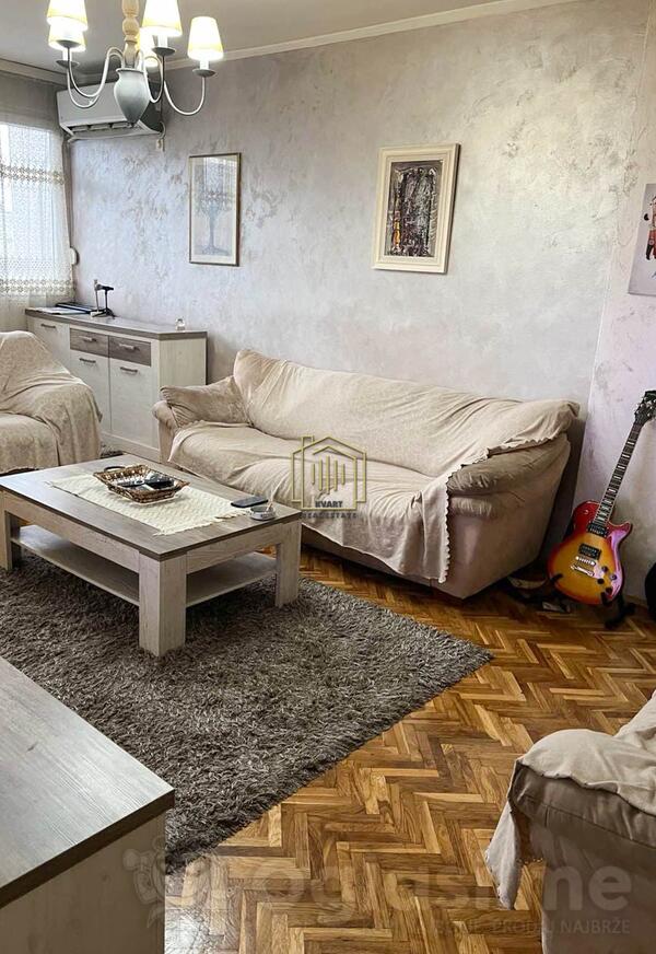 Trosoban stan 100m2 - Podgorica - Pejton