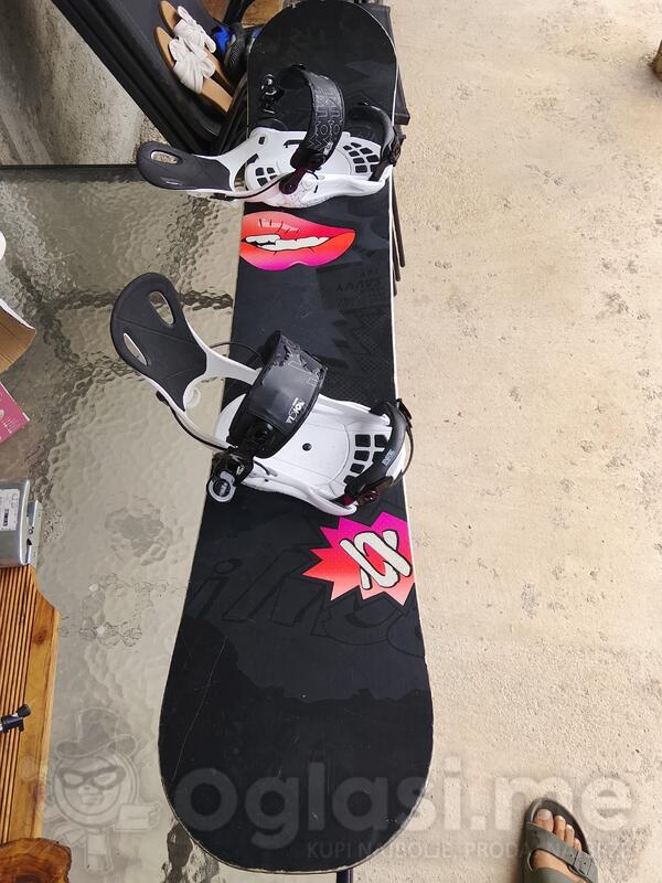 Freestyle Rocker Snowboard