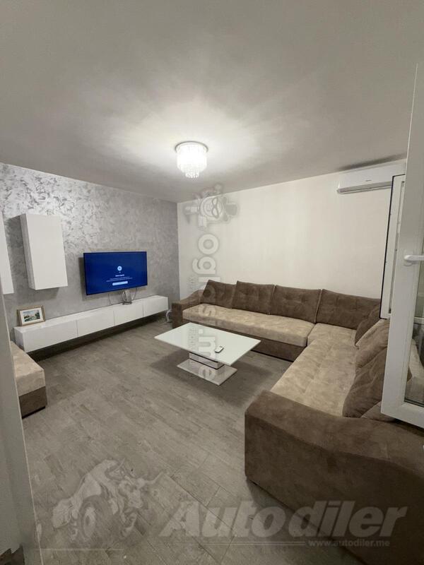 Jednosoban stan 55m2 - Podgorica - Stari Aerodrom