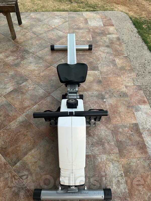 BH Fitness Aquo R308 magnetno veslo kao novo sa uputstvom