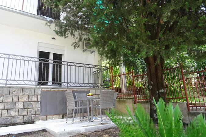 Jednosoban stan 53m2 - Kotor - Dobrota Sv. Stasije