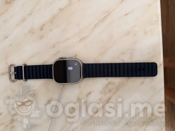 Apple Apple Watch Ultra 1 – Natural Titanium – bez ogrebotine Muški sat