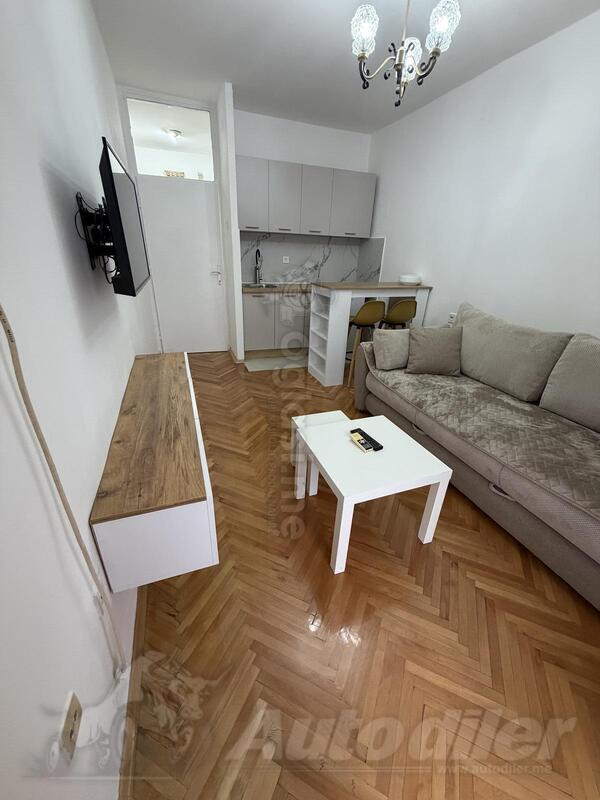 Garsonjera 23m2 - Podgorica - Drpe Mandića