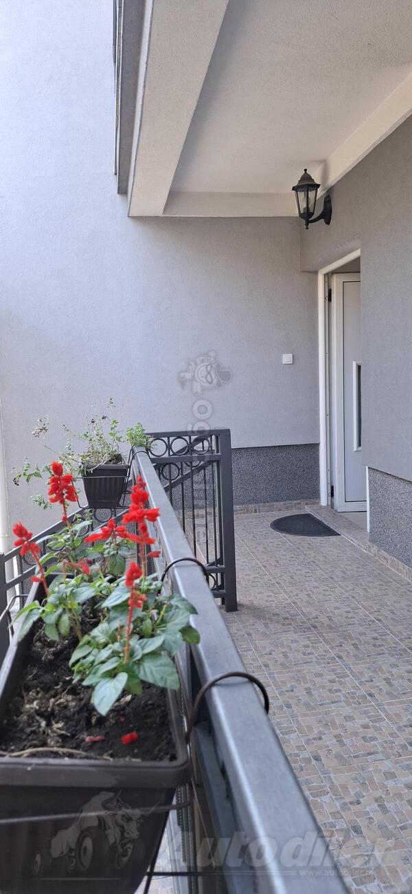 Jednosoban stan 65m2 - Podgorica - Zabjelo