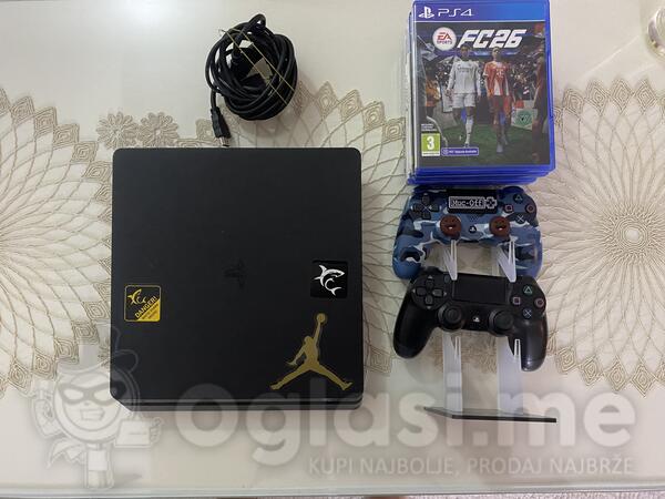 Sony - PlayStation 4