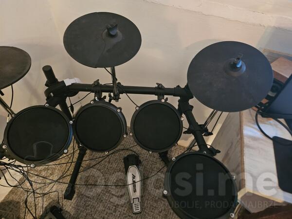 Alesis Turbo Mesh Kit + stolica, garancija do 08/2027 