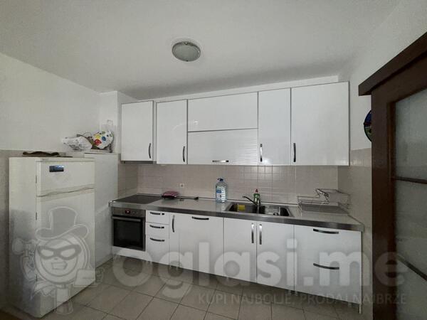Jednosoban stan 49m2 - Podgorica - Stari Aerodrom
