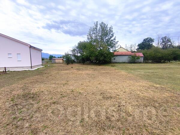 Građevinsko zemljište 600m2 - Danilovgrad - Glavica