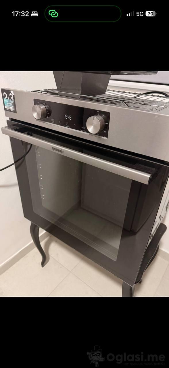 PRODAJE SE UGRADNA RERNA GORENJE BO6735E02XKO