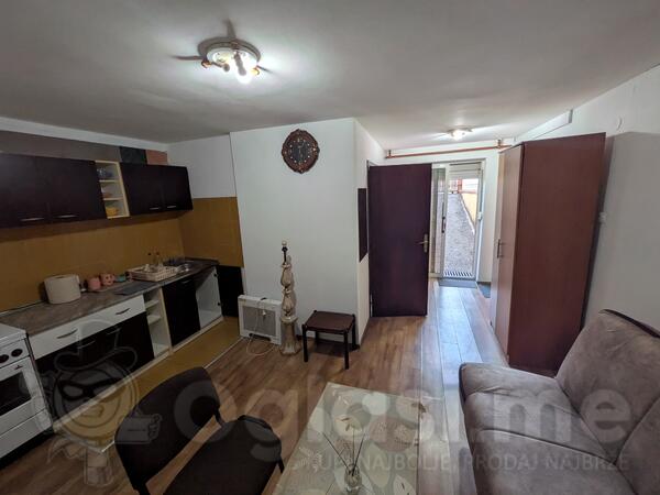 Garsonjera 28m2 - Podgorica - Zabjelo