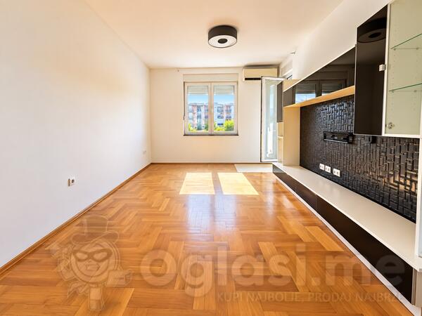 Trosoban stan 89m2 - Podgorica - Tuški put