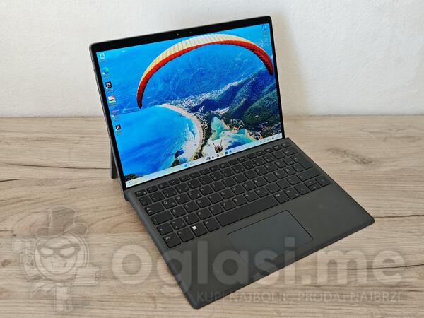 Dell - 13" Intel i5 16GB GB