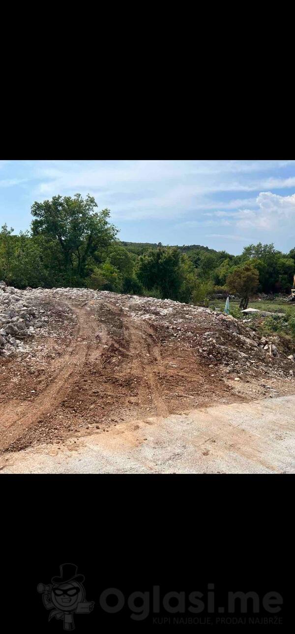Poljoprivredno zemljište 300m2 - Kotor - Lješevići