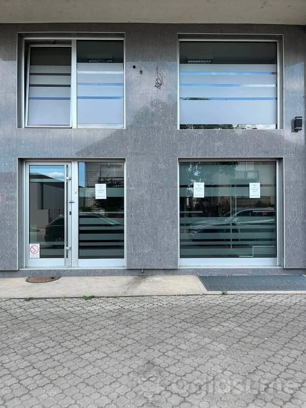 Lokal 118m2 - Ruma - Ruma (uži dio)