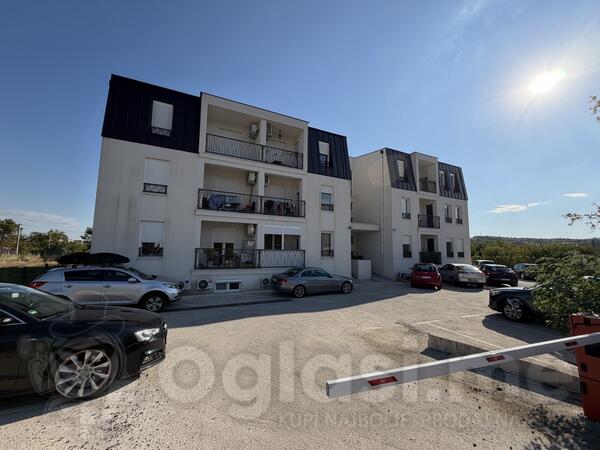Garsonjera 49m2 - Podgorica - > Okolina grada