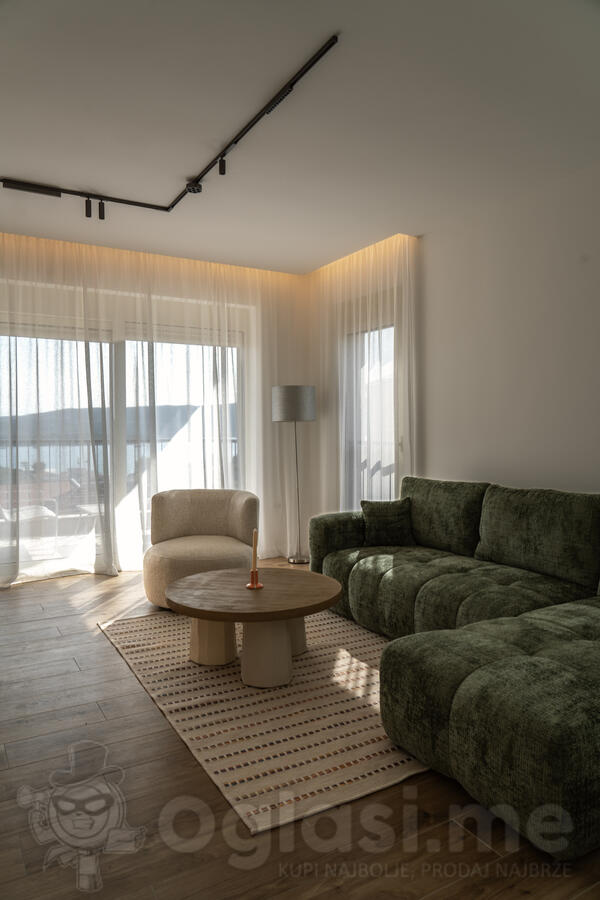 Dvosoban stan 71m2 - Tivat - > Okolina grada Kava