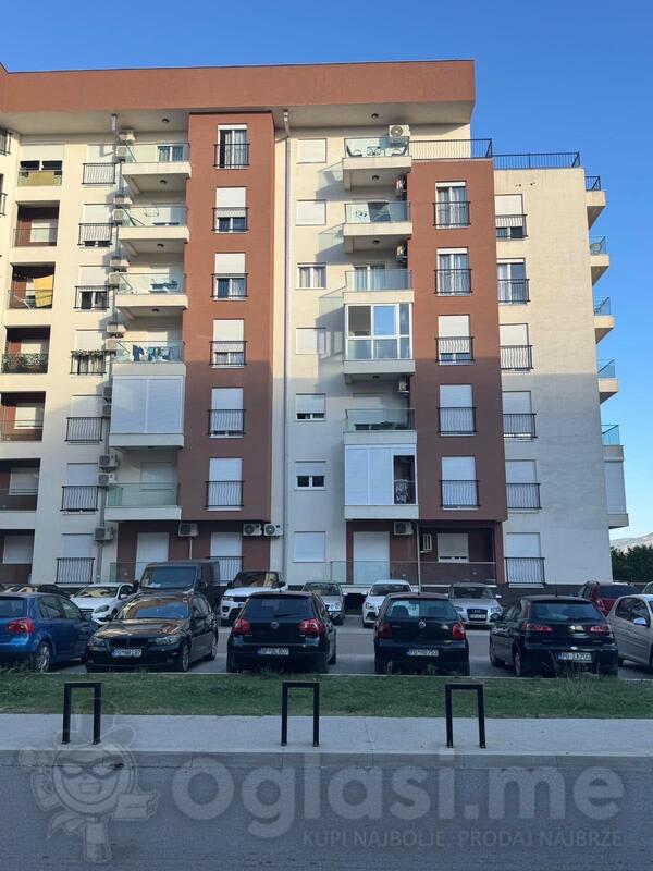 Dvosoban stan 62m2 - Podgorica - Stari Aerodrom