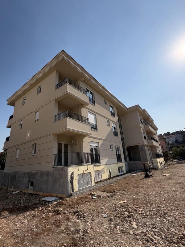 Jednosoban stan 50m2 - Podgorica - Zabjelo