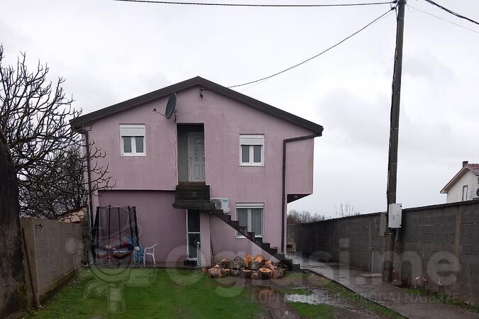 Dvojna kuća 85m2 - Danilovgrad - Spuž