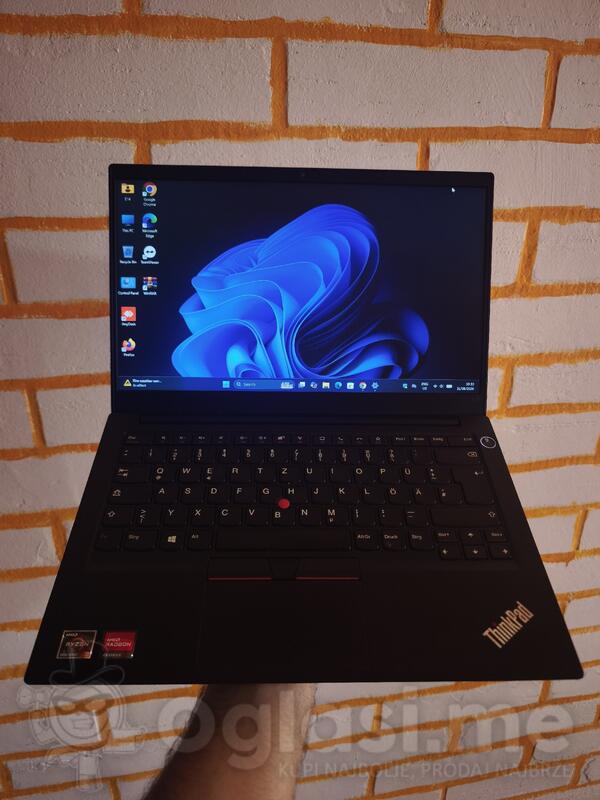 Lenovo - 14" AMD Ryzen 3 16GB GB